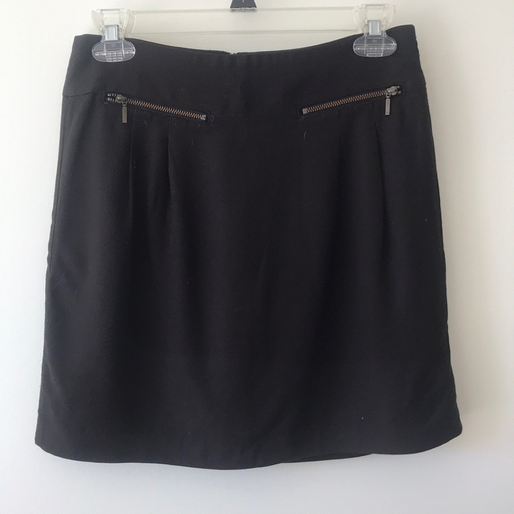 LOFT BLACK MINI SKIRT
